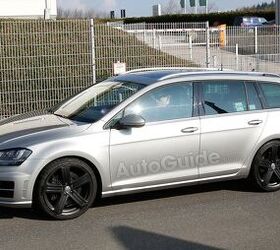 Volkswagen Golf R Wagon Spotted in Spy Photos