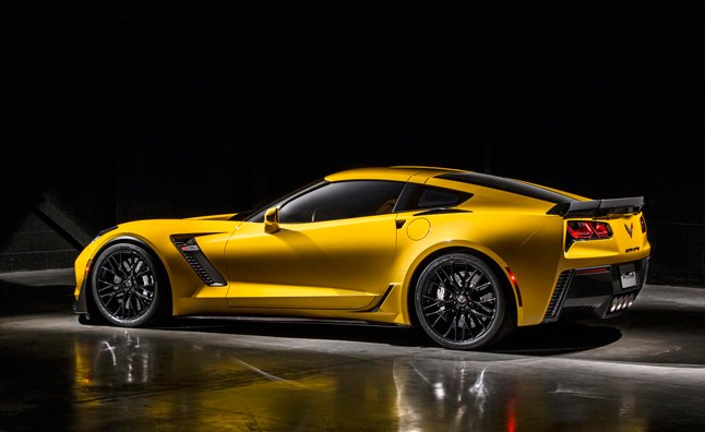 Chevy to Debut New Corvette Variant, Two Other Cars at NY Auto Show