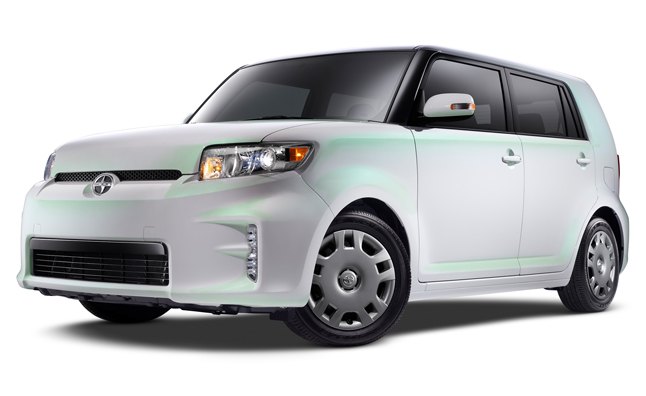 Scion XB Release Series 10 Has a Hint of Lime