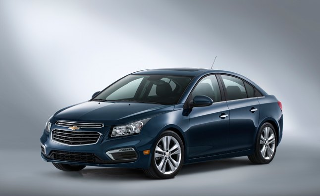 2015 Chevrolet Cruze Gets Updated Styling, New Tech Features