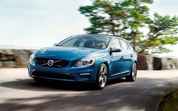 Volvo V60 Plug-In Dolled Up With R-Design Package