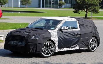 Hyundai Veloster Turbo Facelift Spotted in Spy Photos