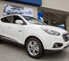 First Hydrogen-Powered Hyundai Tucson Delivered in US