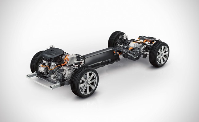 2015 Volvo XC90 Powertrain Details Released