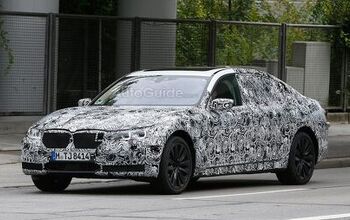 Next-Gen BMW 7 Series Headlights Shown in Spy Photos