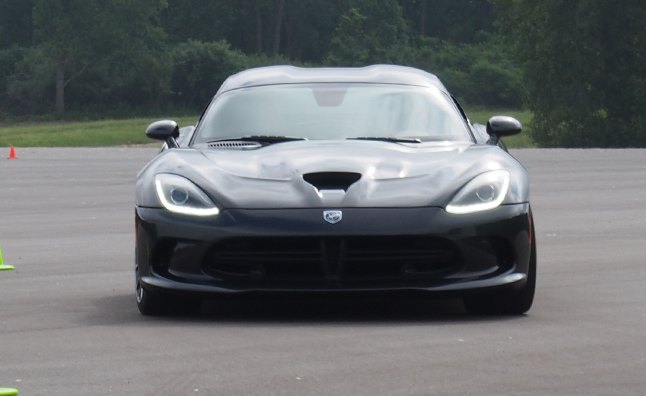 Five-Point Inspection: 2015 Dodge Viper GTS | AutoGuide.com