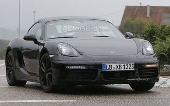 Porsche Cayman Spied Testing With a Facelift