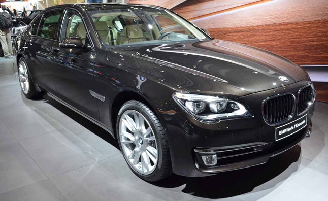 BMW 7 Series Individual Final Edition Makes Paris Debut