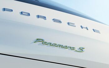 2016 Porsche Panamera Details Surface