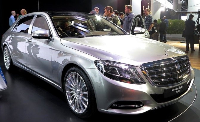 Mercedes-Maybach S600 Reeks of Riches... Literally