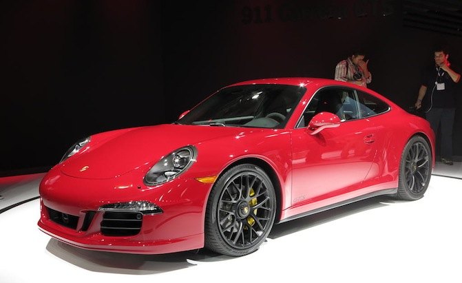 2015 Porsche 911 GTS and Cayenne GTS Video, First Look