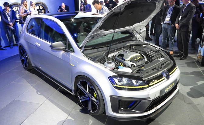 volkswagen golf r 400 video first look