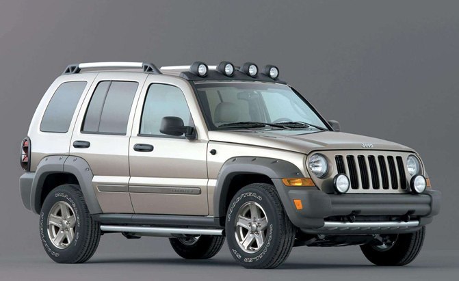 Chrysler Pledges to Speed up Jeep Recall Fix