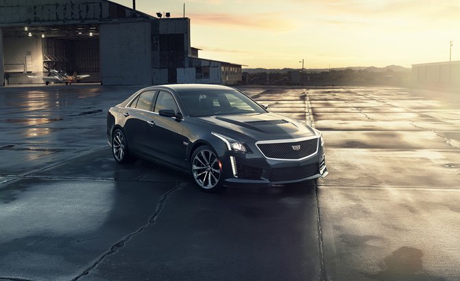 2016 Cadillac CTS-V Rips to a 200 MPH Top Speed