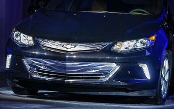 2016 Chevy Volt Revealed at Consumer Electronics Show