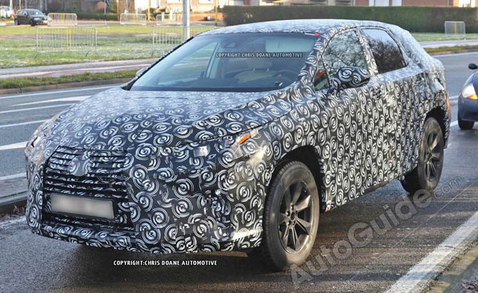 2016 Lexus RX Spied Testing With New Style