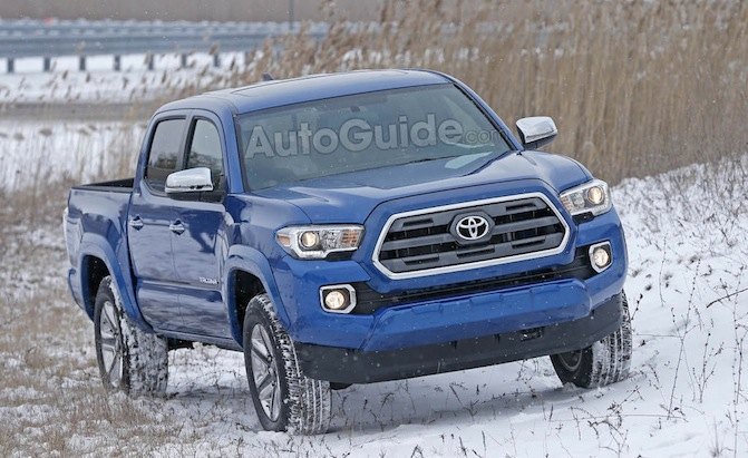 2016 toyota tacoma first look