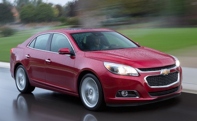 top 10 safest affordable midsize cars of 2015