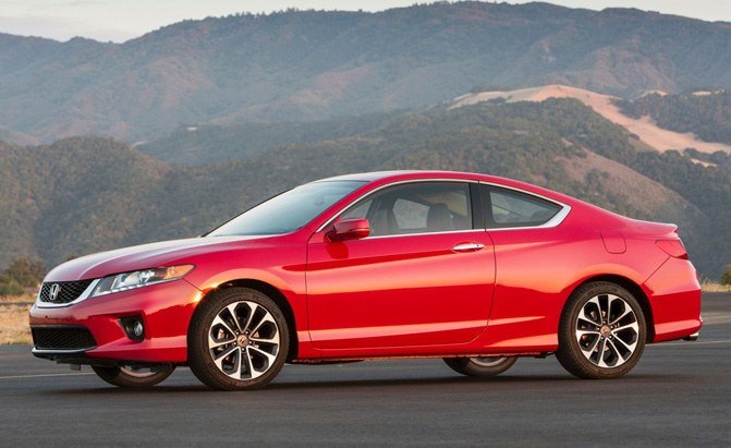 top 10 safest affordable midsize cars of 2015