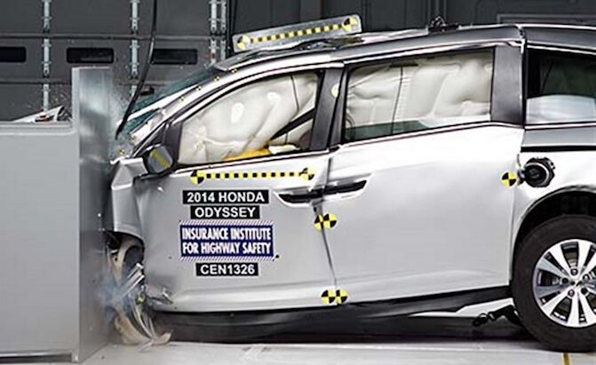 the nine safest vehicles on the road iihs