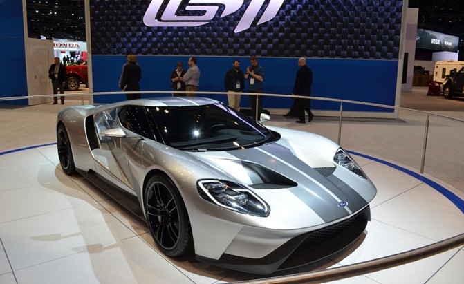 ford gt gets gray t new paint job for chicago auto show debut