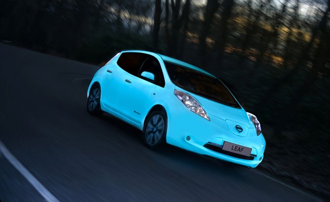 Watch a Nissan Leaf Glow-in-the-Dark