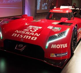 Nissan GT-R LM NISMO Racecar Debuts at Chicago Show