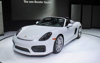 Five Things You Need to Know About the 2016 Porsche Boxster Spyder