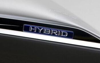 Cheap Gas Sends Hybrid Loyalty to New Low