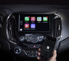 Apple CarPlay Cutting the Cord and Will Include Automaker Apps