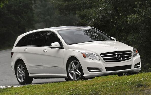 Modèle Mercedes R Mercedes R-Class to Be Built by AM General | AutoGuide.com