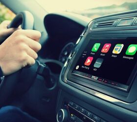 Consumer Reports Checks Out Android Auto, Apple CarPlay
