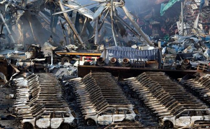 large explosion burns 8 000 cars in china