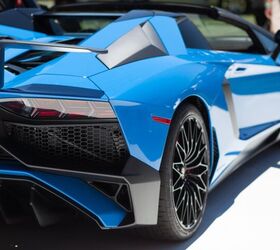 Lamborghini Aventador SV Roadster Arrives to Rule All Drop Tops