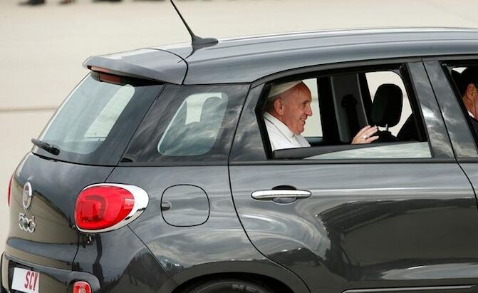 Pope Francis Riding in Fiat 500L, Jeep Wrangler on US Tour