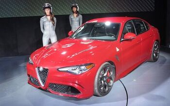 2017 Alfa Romeo Giulia Quadrifoglio Video, First Look