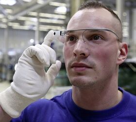 Volkswagen Equips Factory Workers With 3D Smart Glasses