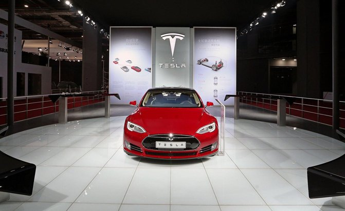 No Surprise Here: Tesla Model S Was World's Best-Selling Plug-in Car in 2015