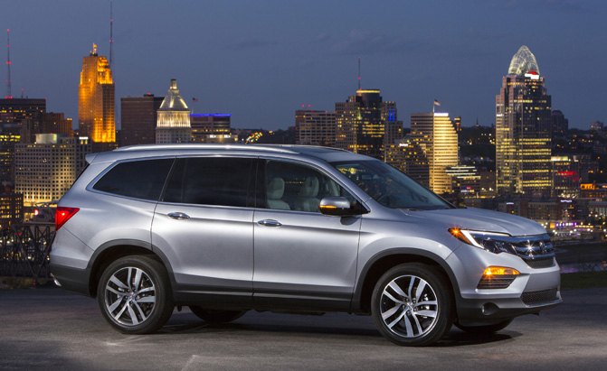 safest crossovers and suvs you can buy in 2016