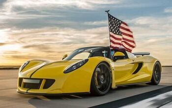 Watch Hennessey Venom GT Set Record for World's Fastest Convertible