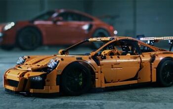 The LEGO Porsche 911 GT3 RS Is Expensive, But We Still Want One