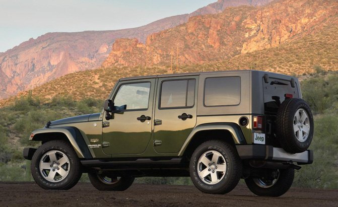 Jeep 2026 Airbag Crisis: Why Older Wranglers Face Explosive Inflator Risks