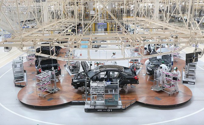 How Honda Completely Reinvented the Assembly Line