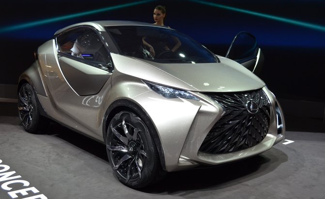 Lexus CT200h Hatch Might Be Replaced by a Hybrid CUV