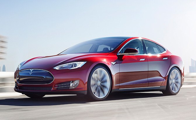 Consumer Reports Calls Tesla's AutoPilot 'Misleading and Potentially Dangerous'