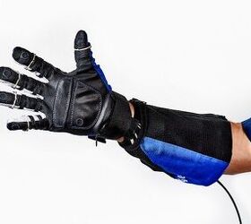 GM to Test New Robot Glove for Factory Workers