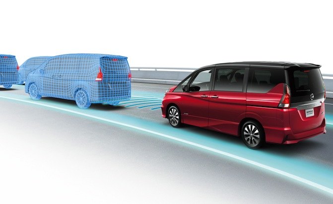 Nissan Reveals Self-Driving System for Highways