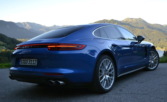 10 new things about the 2017 porsche panamera