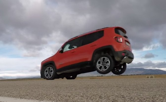 Video Surfaces of Jeep Renegade That Might Have a Bizarre Braking Issue