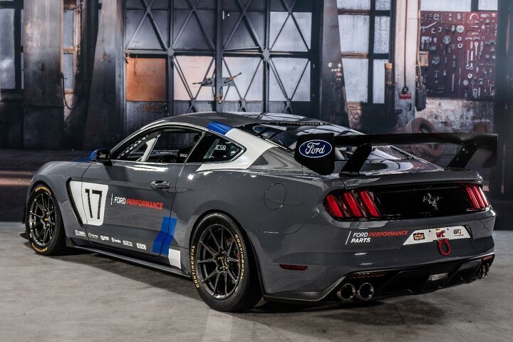 mustang gt4 debuts with 5 2l v8 flat plane crank missing